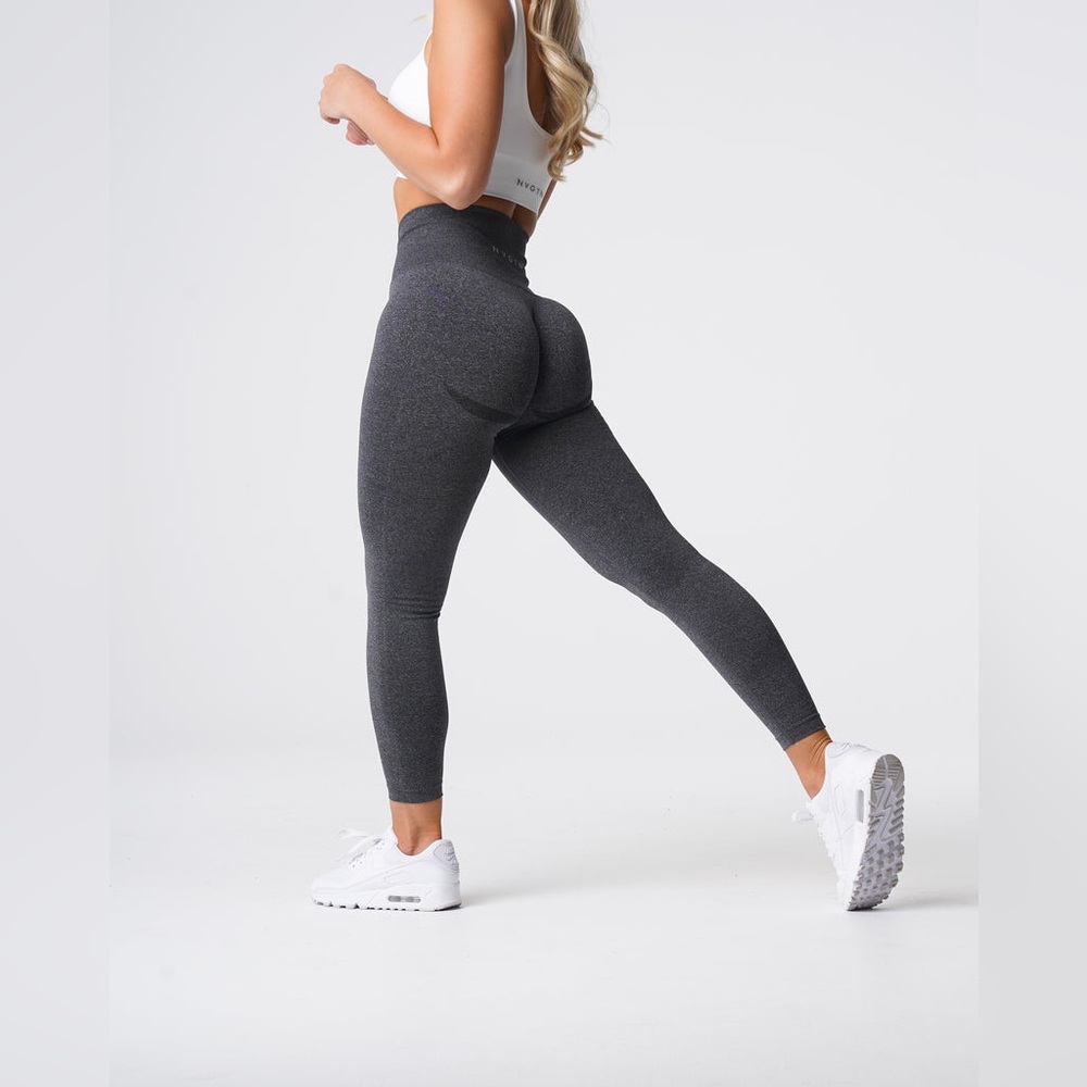 NVGTN Black Speckled Curve Seamless Leggings Medium